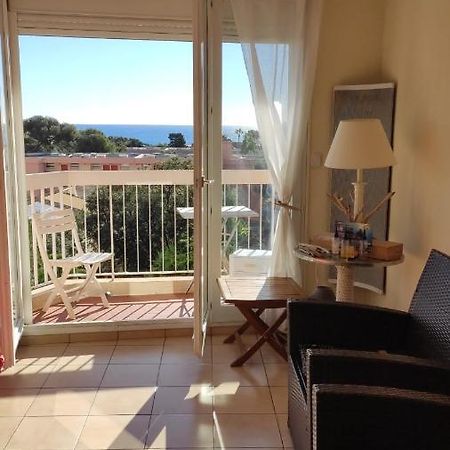 Appartement Lumineux Vue Mer Fréjus Eksteriør bilde