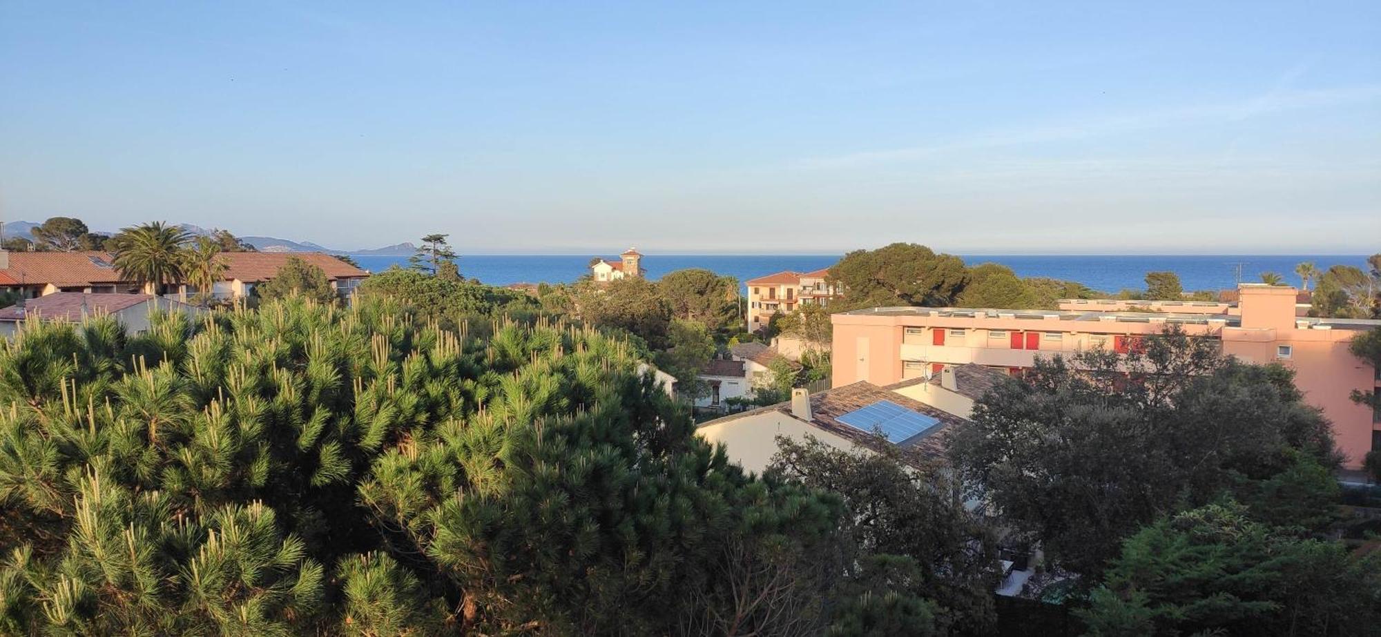 Appartement Lumineux Vue Mer Fréjus Eksteriør bilde